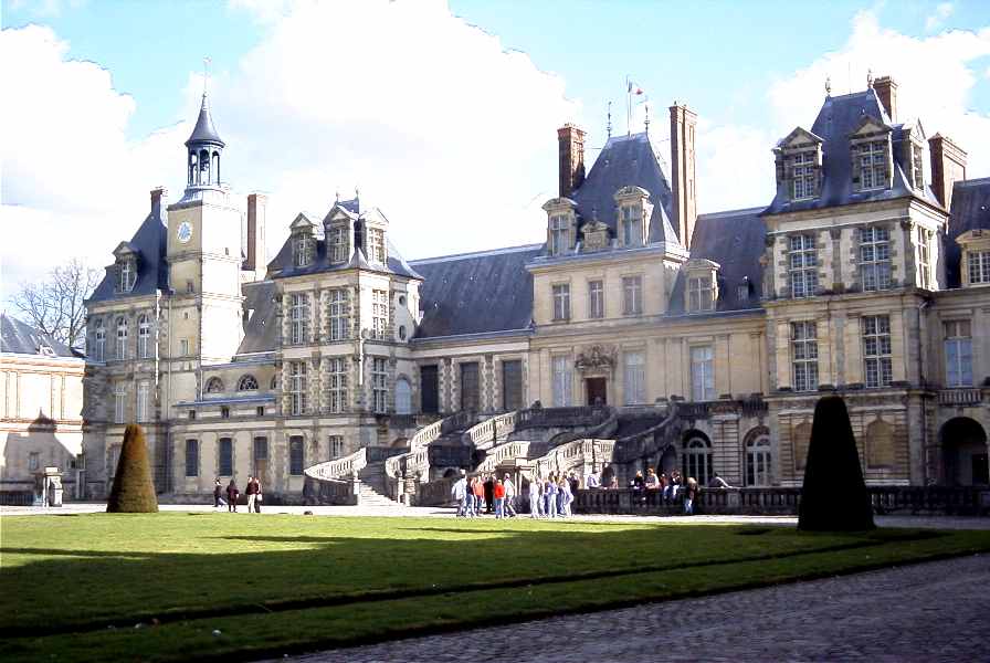 East end of the White Horse Courtyard